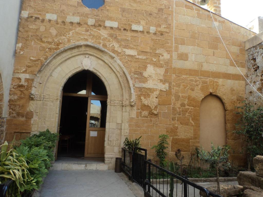 Bed and Breakfast Domus Antiqua Agrigent Exterior foto